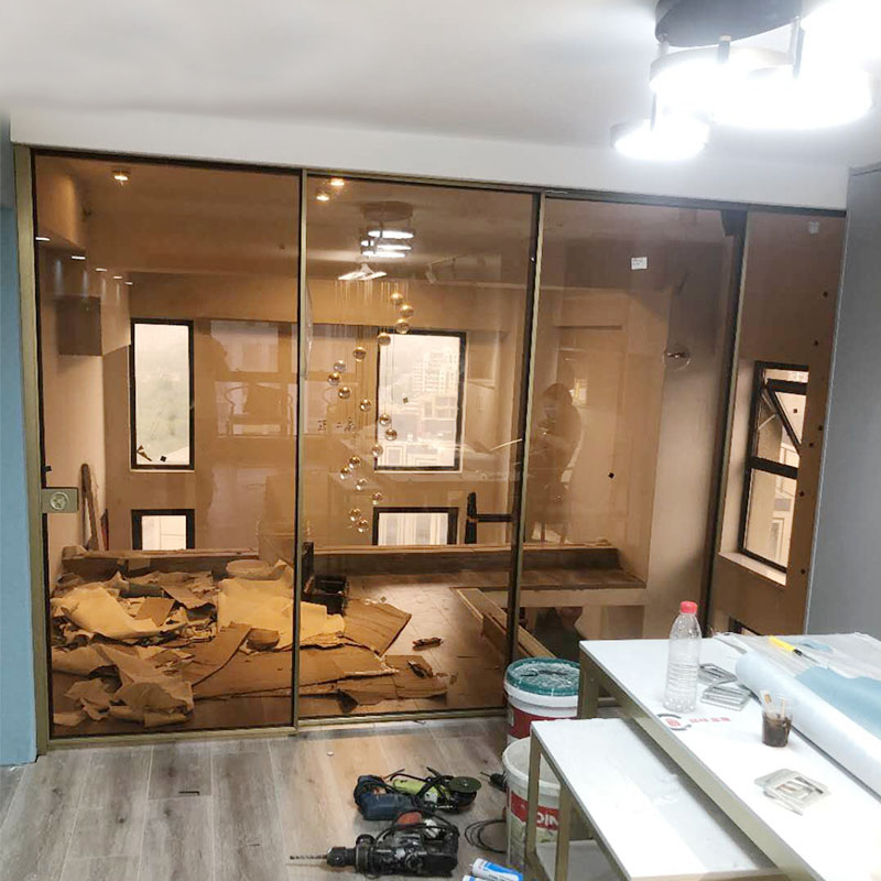 cua-la-khong-ray-duoi