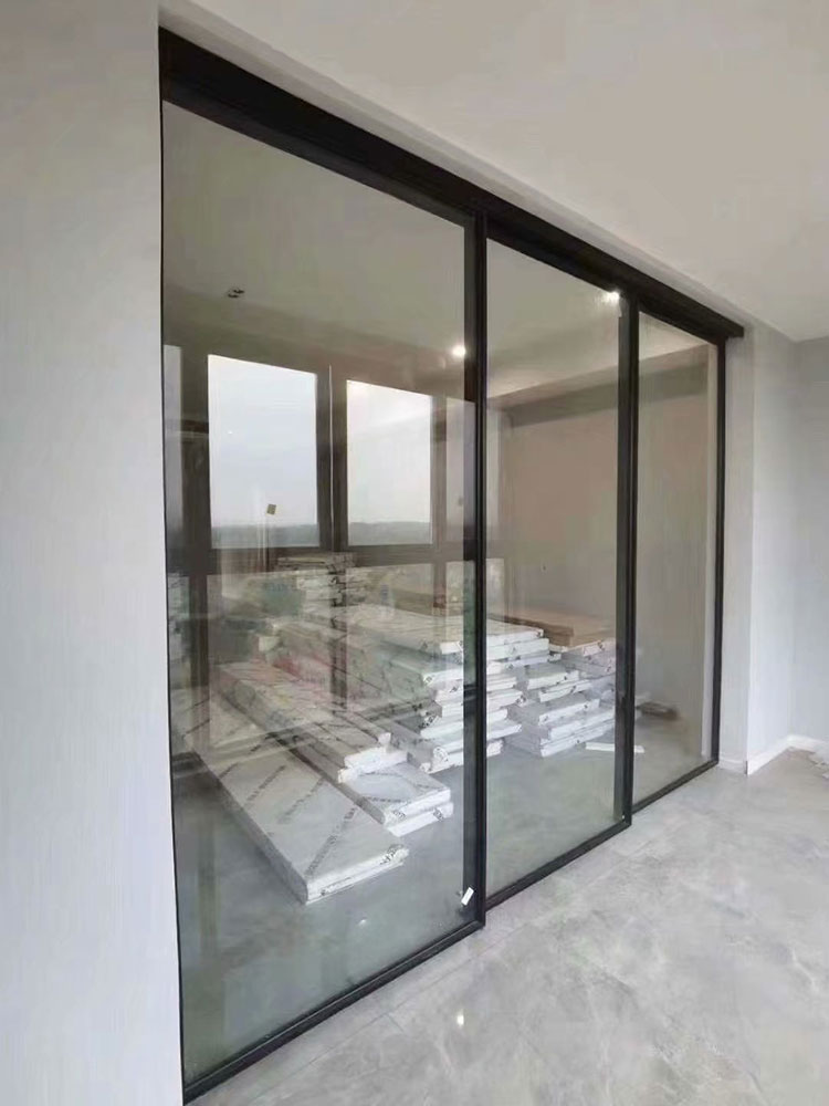 cua-lua-kinh-khong-ray-duoi